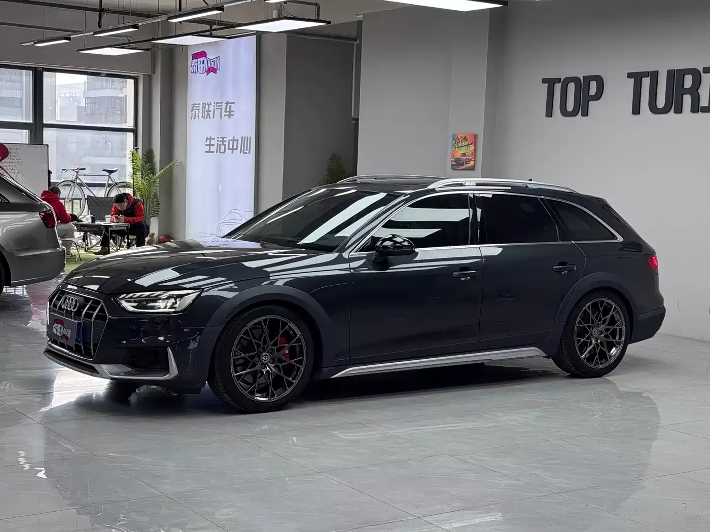 Audi A4 (Import) 2021 allroad quattro Explorer фото 2