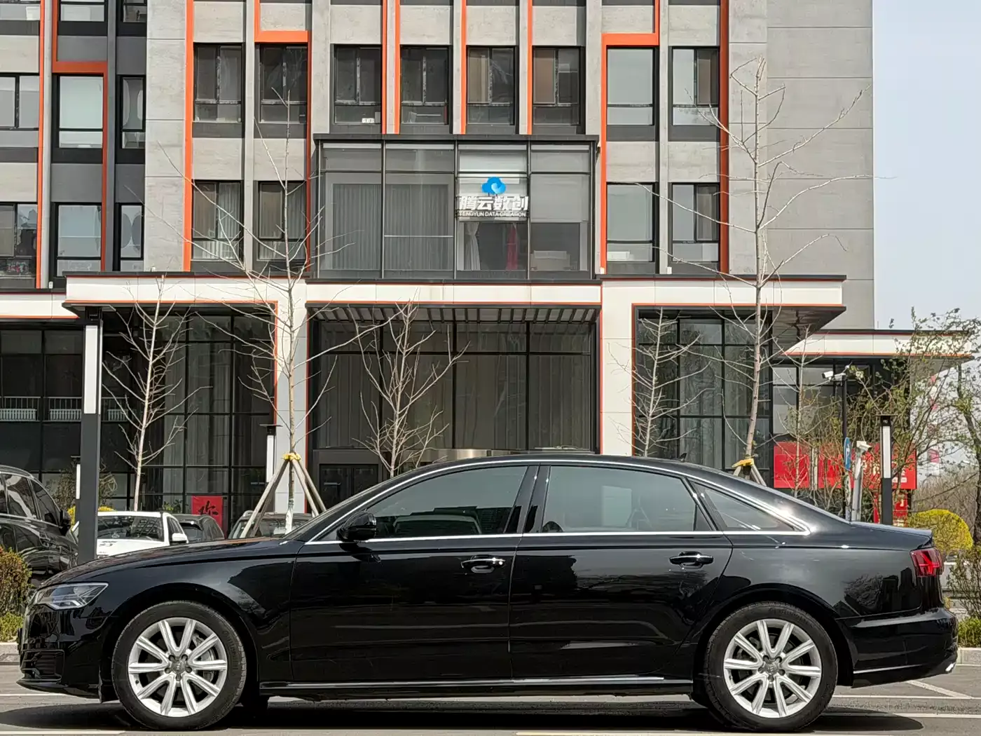 Audi A6L 2016 50 TFSI quattro Luxury фото 7