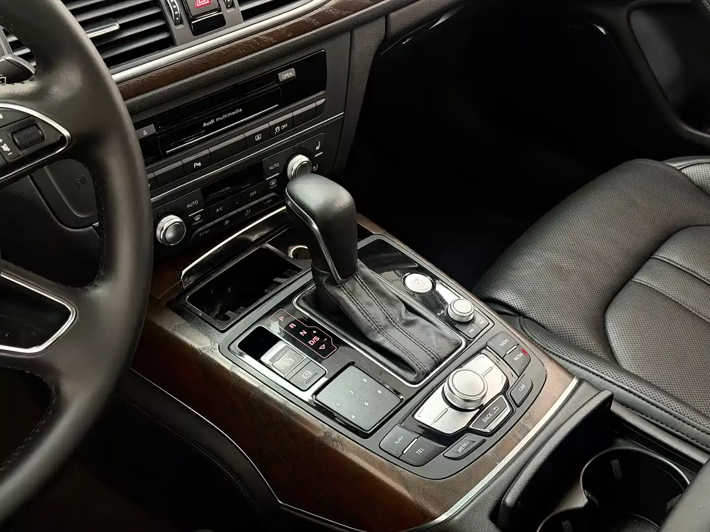 Audi A6L 2016 50 TFSI quattro Luxury фото 14