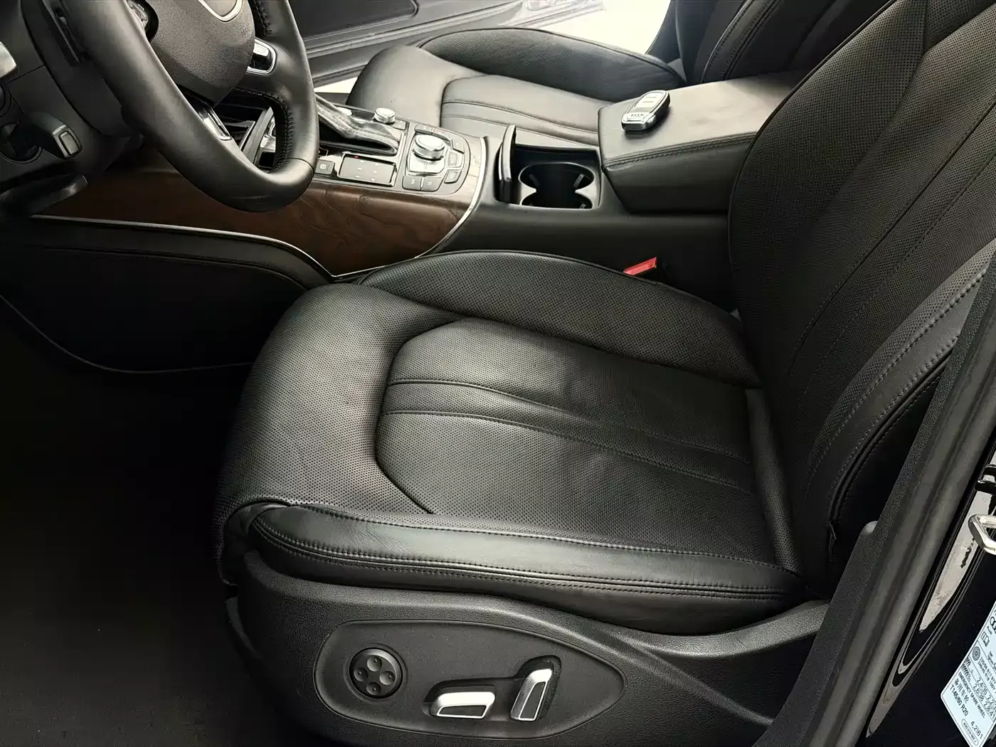 Audi A6L 2016 50 TFSI quattro Luxury фото 16