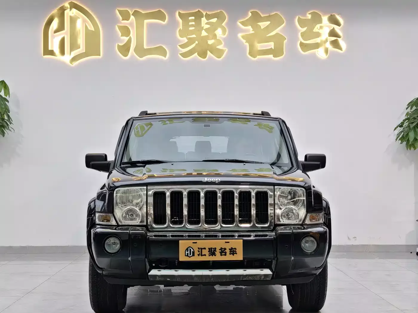 Jeep Commander Classic 2007 4.7 фото 3