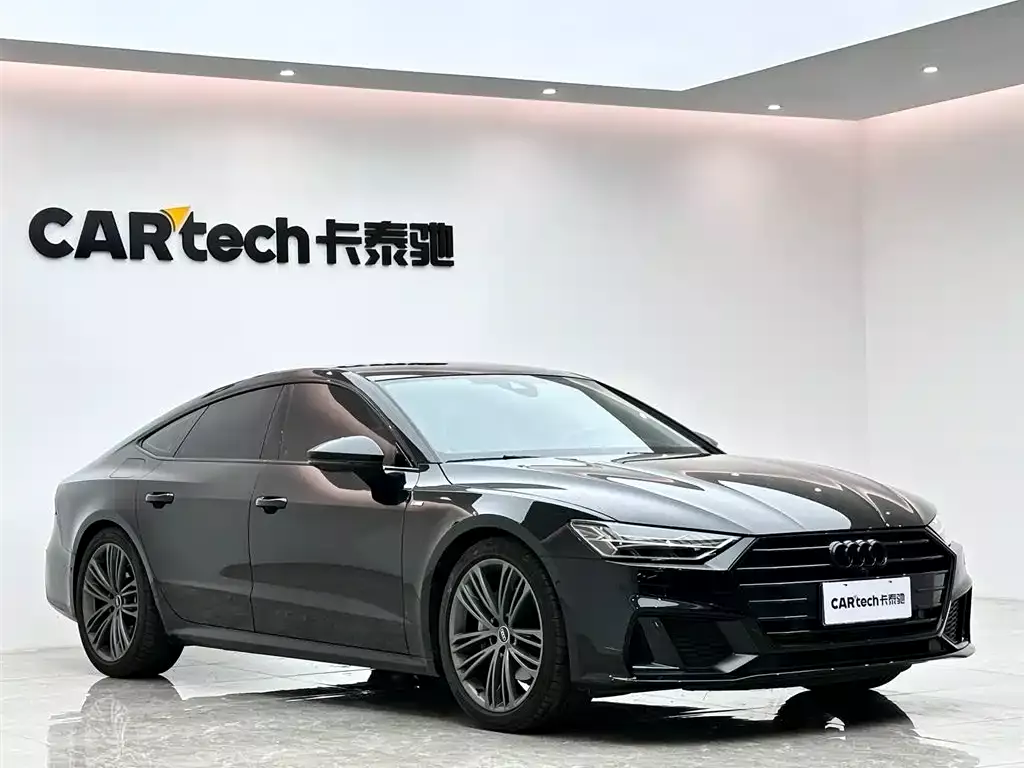 Audi A7 2023 Model 45 TFSI Premium Selection Edition фото 6