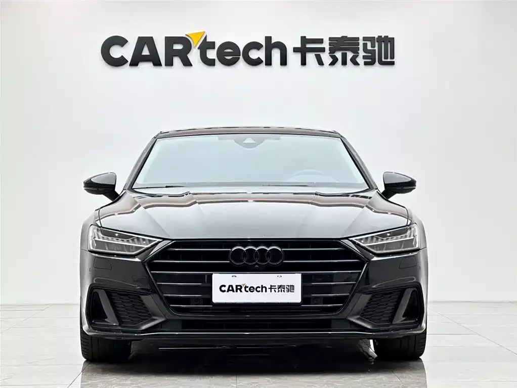 Audi A7 2023 Model 45 TFSI Premium Selection Edition фото 7