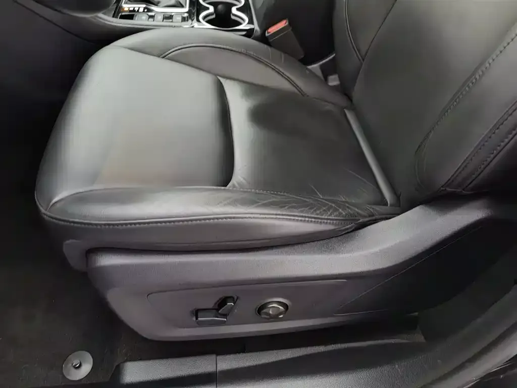 Jeep Grand Commander 2018 2.0T AWD Ultimate Edition (China V) фото 20