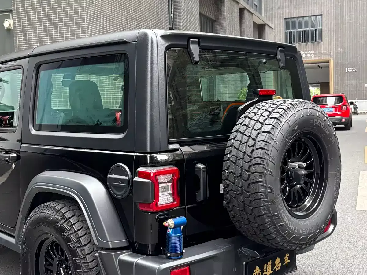Jeep Wrangler 2021 2.0T Rubicon Two-Door фото 9
