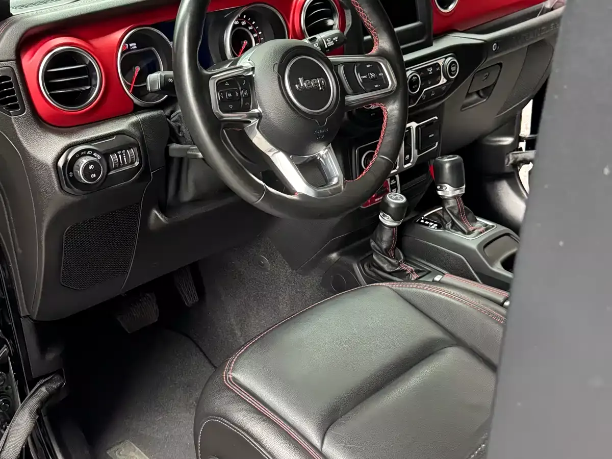 Jeep Wrangler 2021 2.0T Rubicon Two-Door фото 10