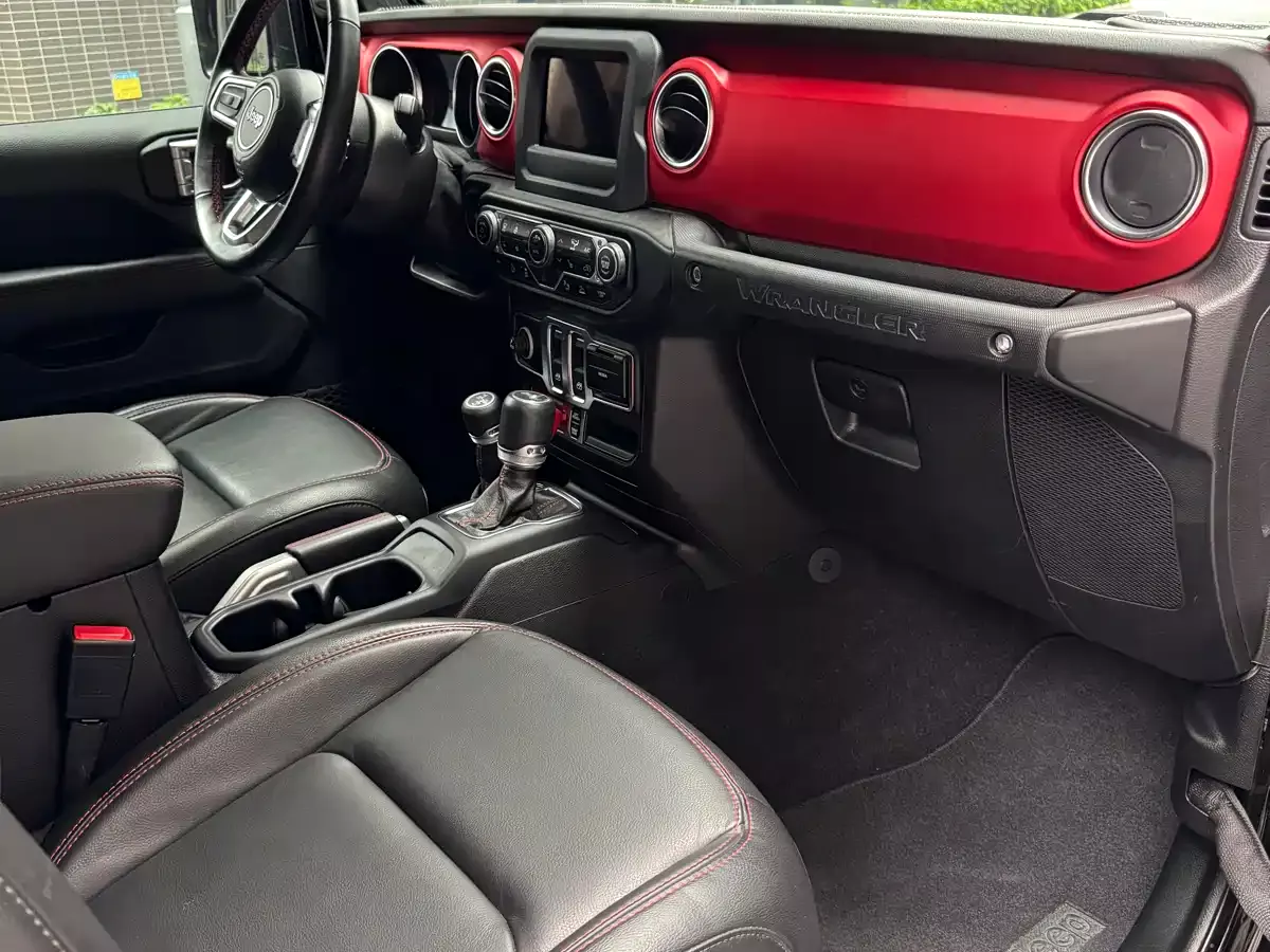 Jeep Wrangler 2021 2.0T Rubicon Two-Door фото 12