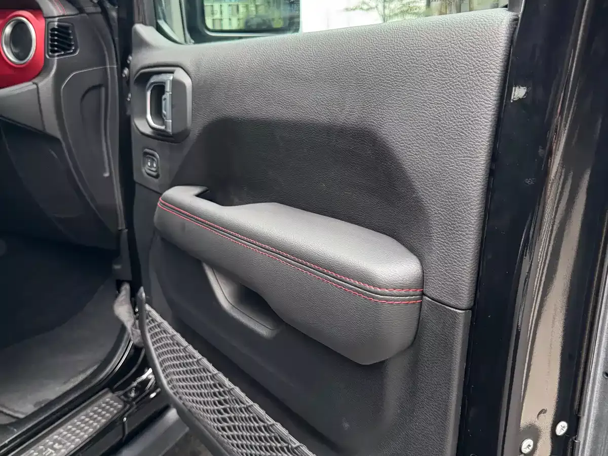 Jeep Wrangler 2021 2.0T Rubicon Two-Door фото 18