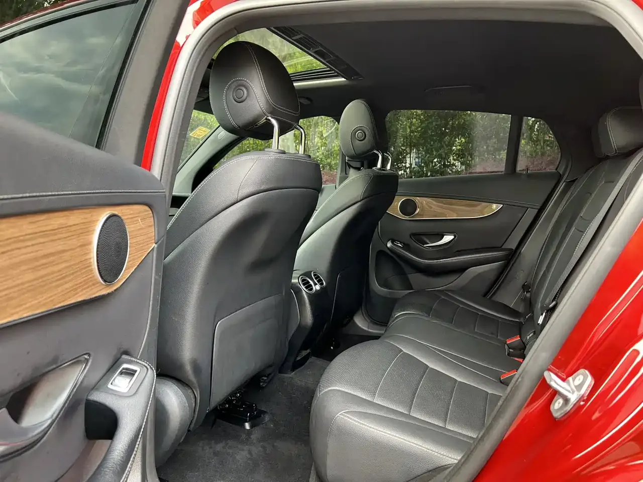 Mercedes-Benz GLC Coupe 2019 GLC 260 4MATIC Coupe SUV фото 8