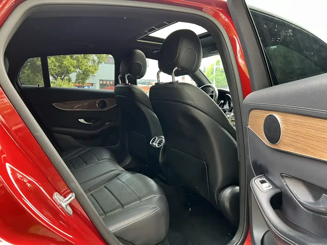 Mercedes-Benz GLC Coupe 2019 GLC 260 4MATIC Coupe SUV фото 14