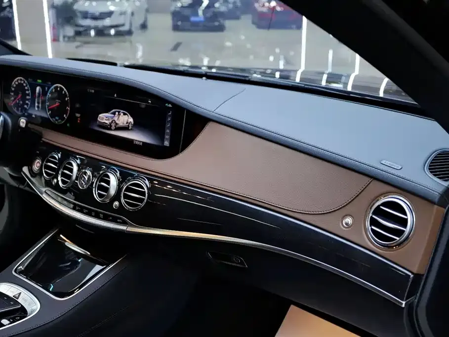 Mercedes-Benz S-Class 2020 S 450 L 4MATIC Collector's Version фото 24