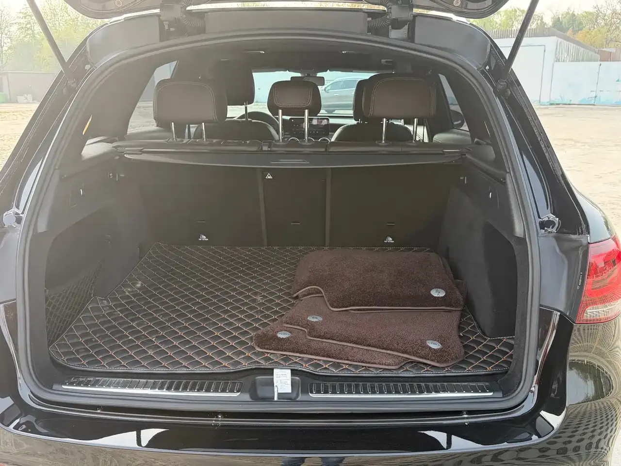 Mercedes-Benz GLC 2022 Model GLC 260 L 4MATIC Luxury Edition фото 12