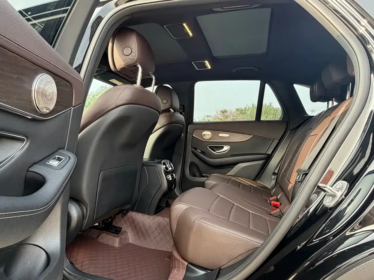 Mercedes-Benz GLC 2022 Model GLC 260 L 4MATIC Luxury Edition фото 15