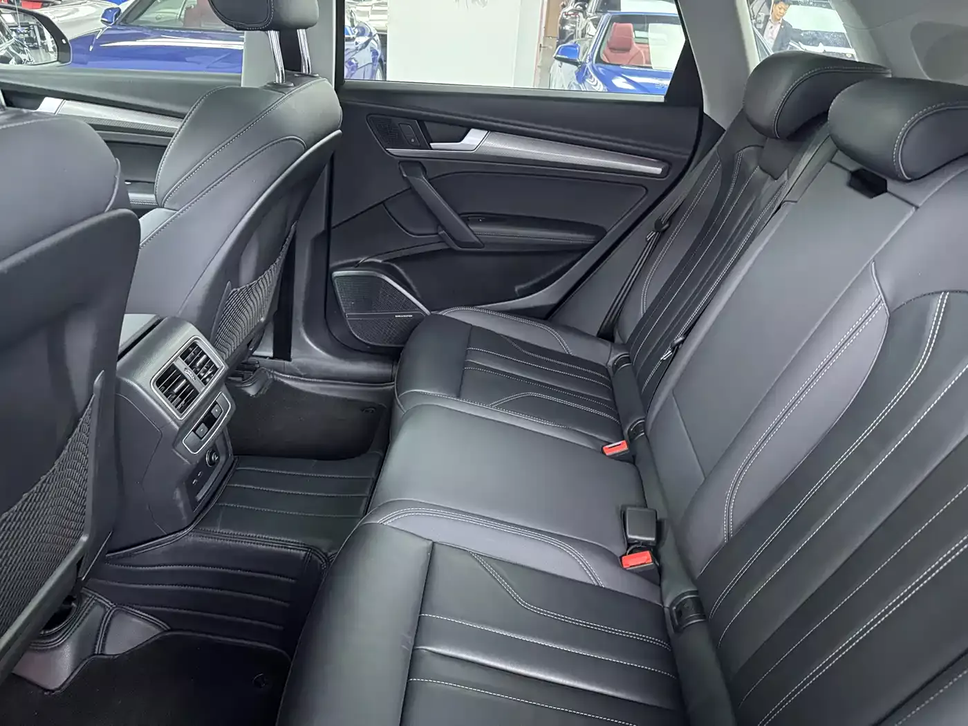 Audi Q5L 2022 45T Luxury Dynamic фото 11