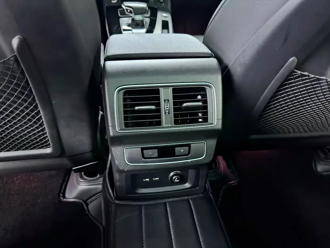 Audi Q5L 2022 45T Luxury Dynamic фото 12
