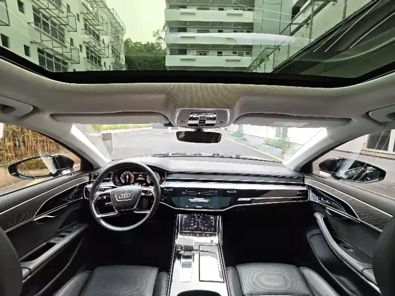 Audi A8 2022 A8L 50 TFSI quattro Comfort Collector's Edition фото 14