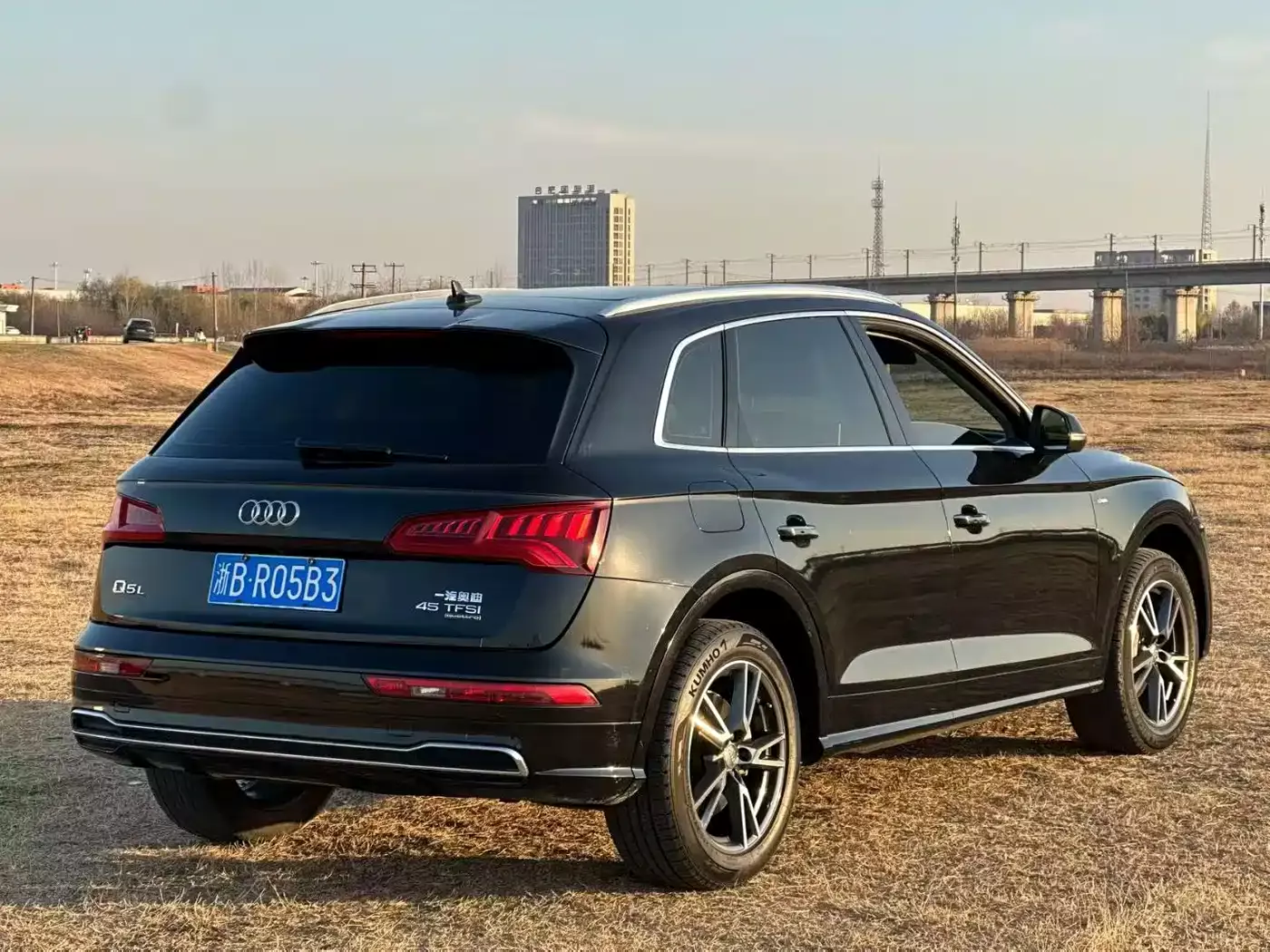 Audi Q5L 2020 40 TFSI Prestige Fashion фото 9