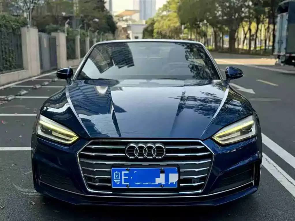 Audi A5 (Import) 2017 Cabriolet 40 TFSI Fashion фото 2