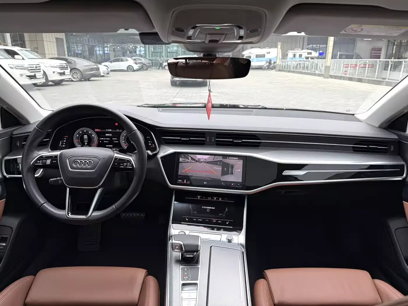 Audi A7 2023 Model 45 TFSI Premium Selection Edition фото 5