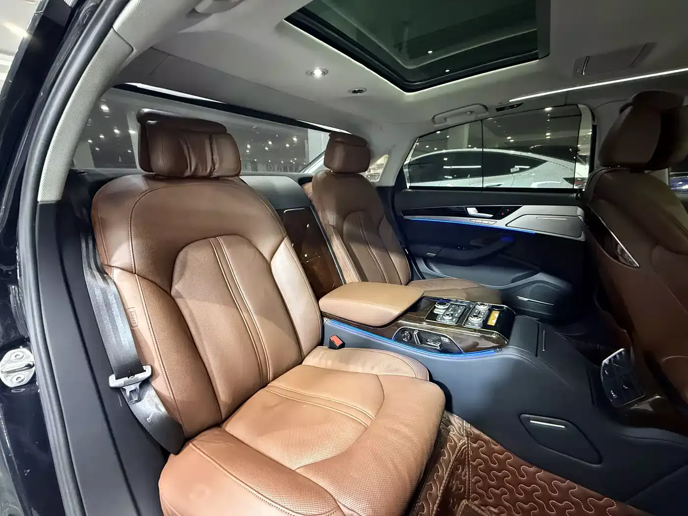 Audi A8 2014 A8L 45 TFSI quattro Luxury фото 14