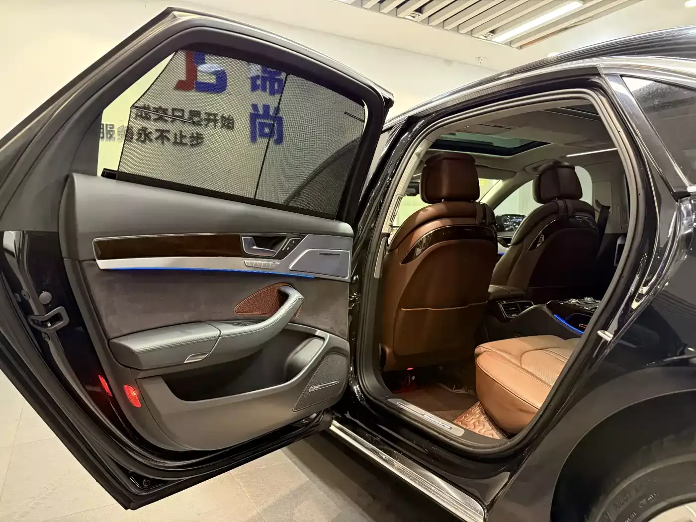 Audi A8 2014 A8L 45 TFSI quattro Luxury фото 18
