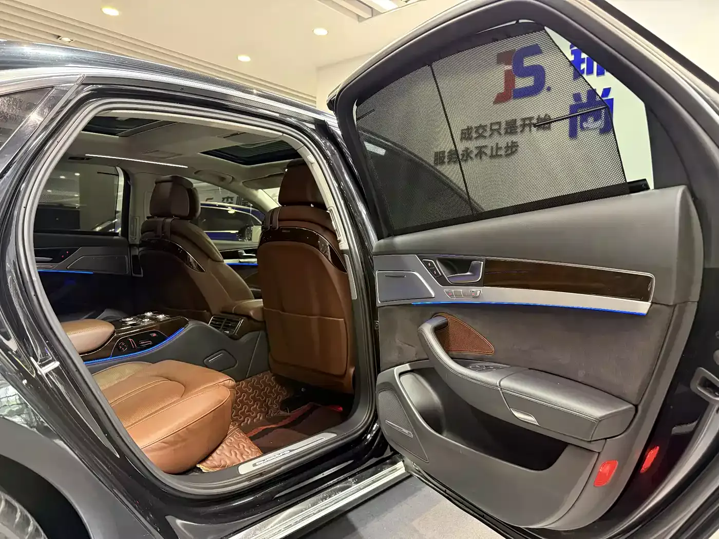 Audi A8 2014 A8L 45 TFSI quattro Luxury фото 19