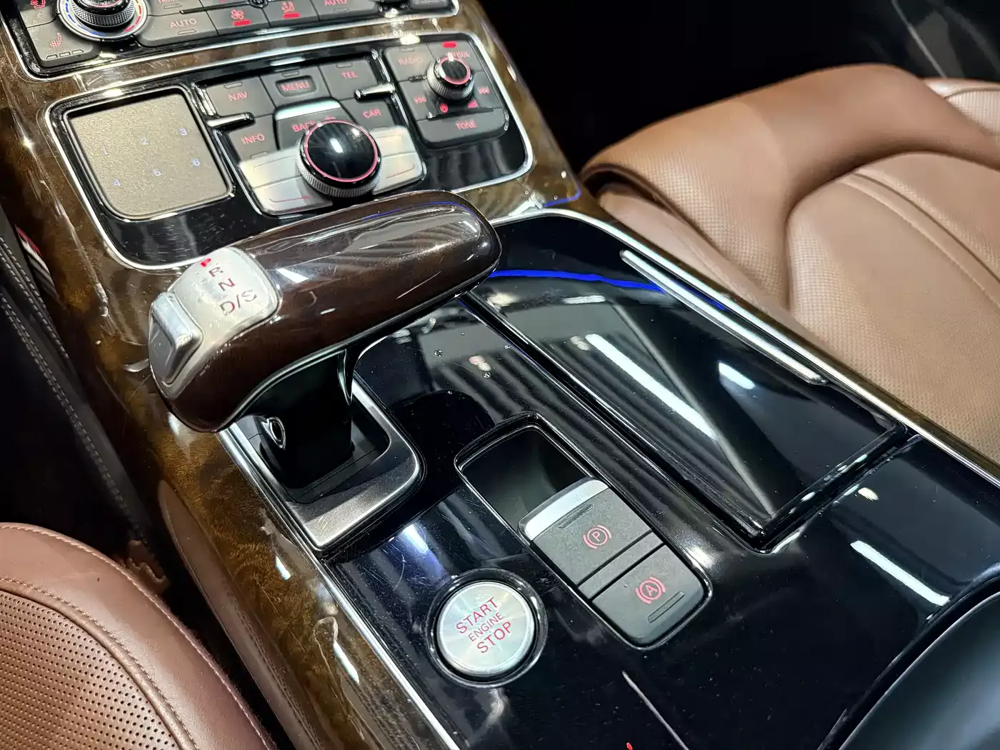 Audi A8 2014 A8L 45 TFSI quattro Luxury фото 22