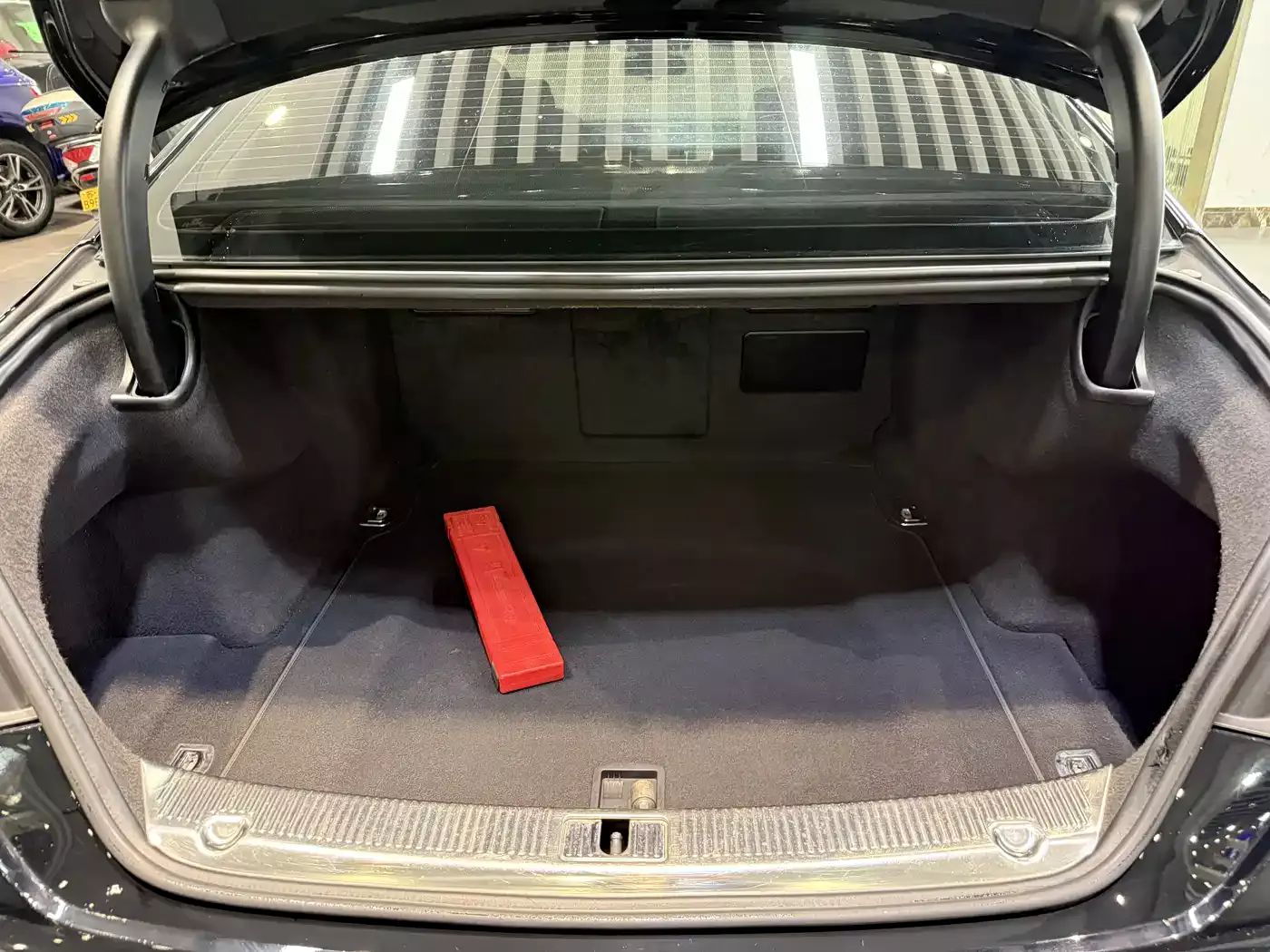 Audi A8 2014 A8L 45 TFSI quattro Luxury фото 31