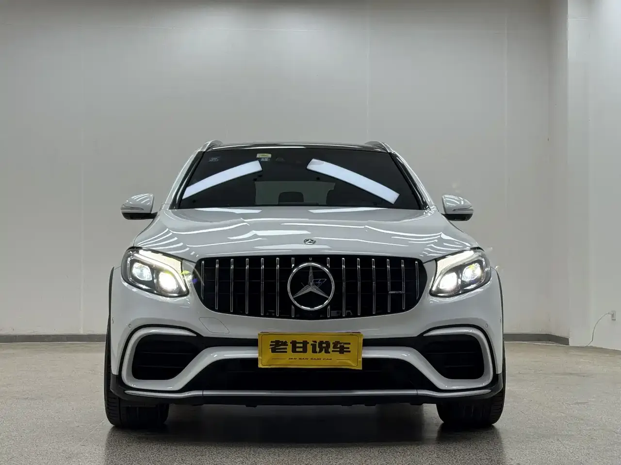 Mercedes-Benz GLC AMG 2018 AMG GLC 63 4MATIC+ фото 2