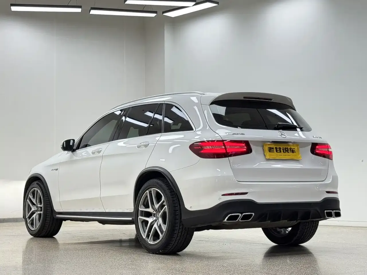 Mercedes-Benz GLC AMG 2018 AMG GLC 63 4MATIC+ фото 5