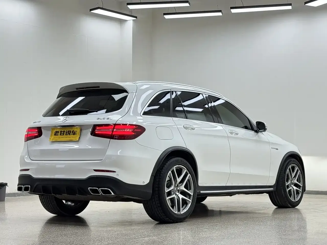 Mercedes-Benz GLC AMG 2018 AMG GLC 63 4MATIC+ фото 7