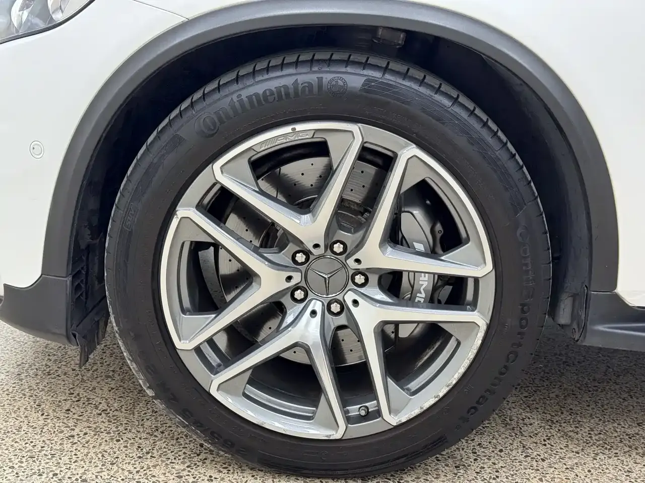 Mercedes-Benz GLC AMG 2018 AMG GLC 63 4MATIC+ фото 8