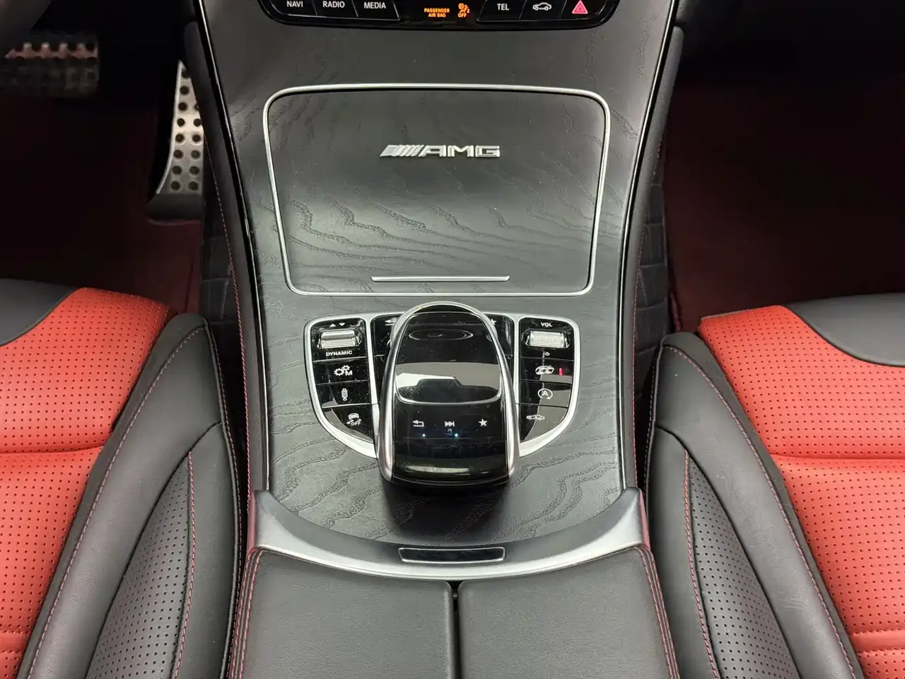 Mercedes-Benz GLC AMG 2018 AMG GLC 63 4MATIC+ фото 18