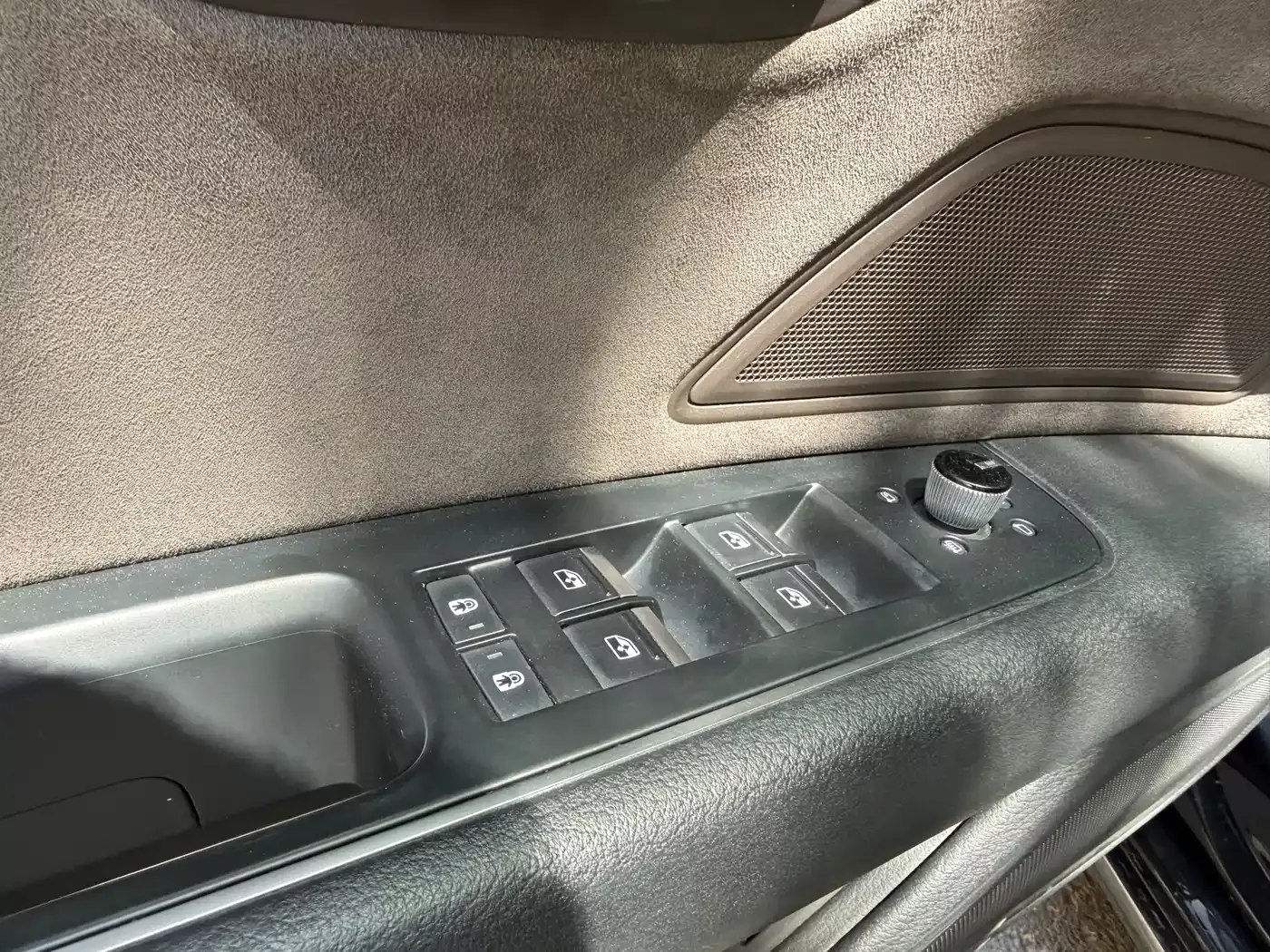 Audi A8 2018 A8L 55 TFSI quattro Launch Premium фото 12