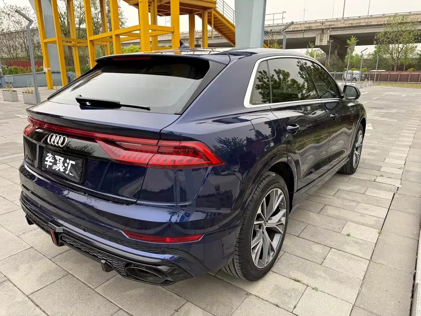 Audi Q8 2019 55 TFSI Premium Dynamic фото 6