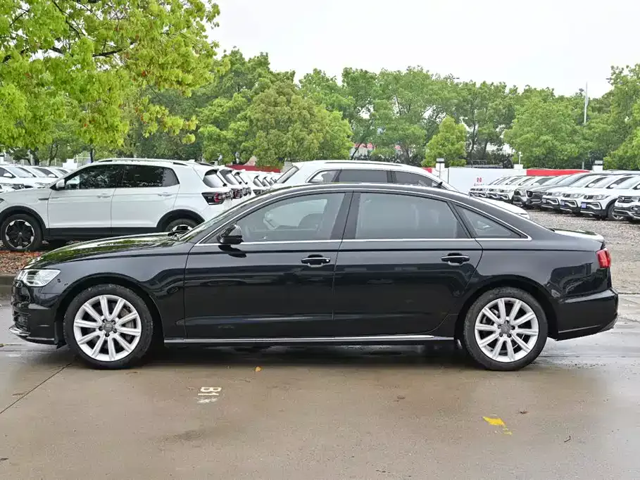 Audi A6L 2016 50 TFSI quattro Luxury фото 3