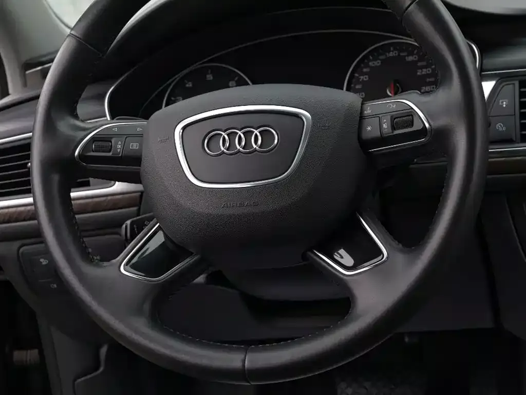 Audi A6L 2016 50 TFSI quattro Luxury фото 11