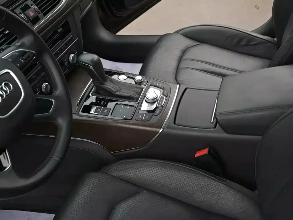 Audi A6L 2016 50 TFSI quattro Luxury фото 15
