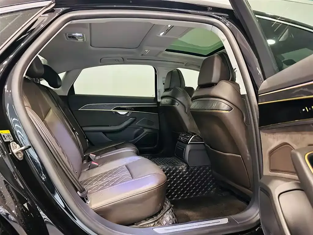 Audi A8 2021 A8L 50 TFSI quattro Comfort фото 11