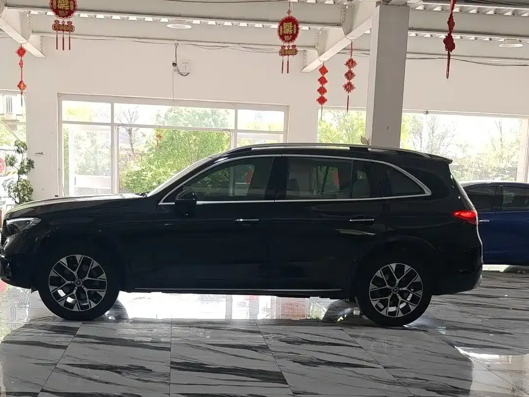 Mercedes-Benz GLC 2025 Facelift GLC 260 L 4MATIC Luxury фото 3