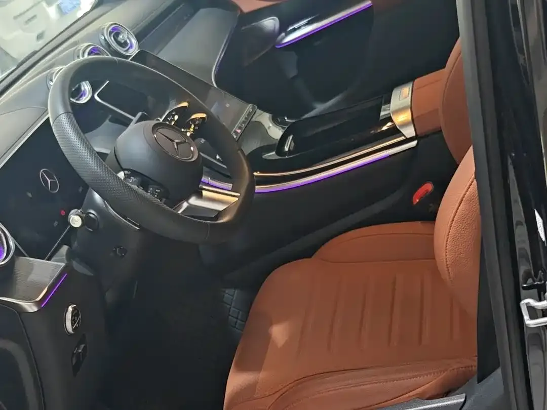 Mercedes-Benz GLC 2025 Facelift GLC 260 L 4MATIC Luxury фото 9