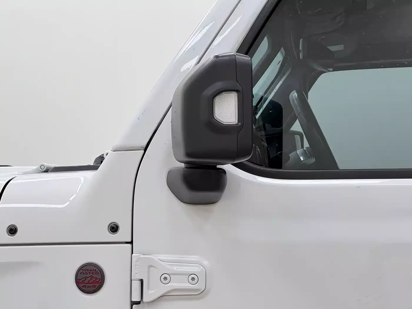 Jeep Wrangler 2019 2.0T Rubicon 4-Door China VI фото 8