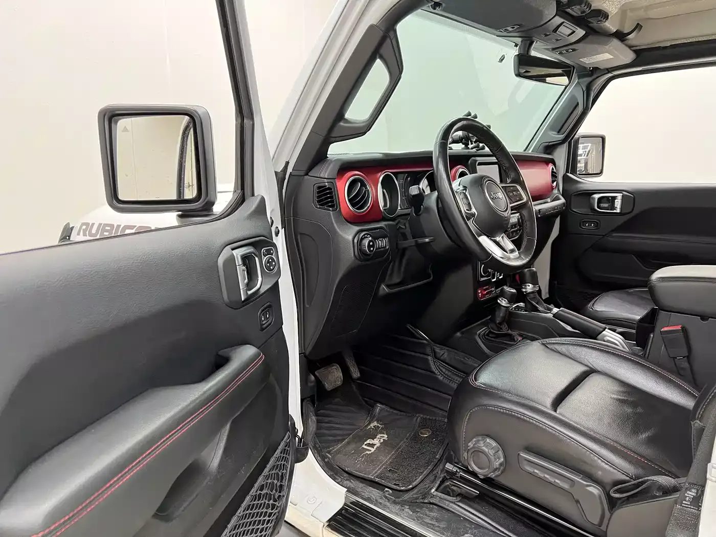 Jeep Wrangler 2019 2.0T Rubicon 4-Door China VI фото 12