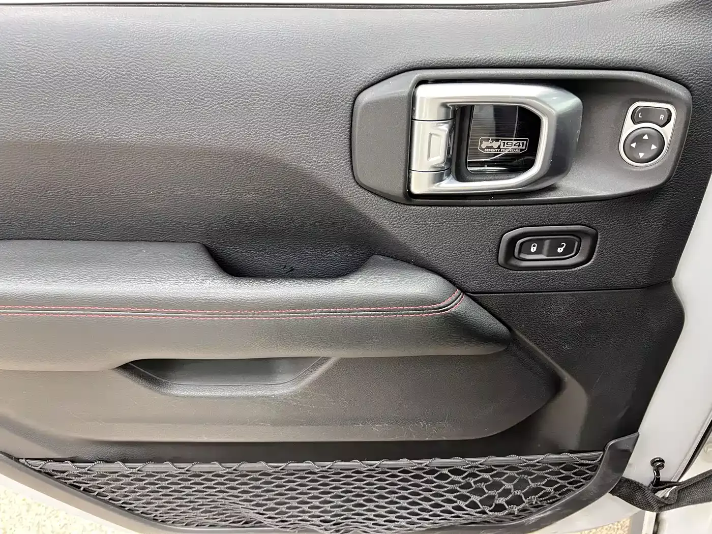 Jeep Wrangler 2019 2.0T Rubicon 4-Door China VI фото 13