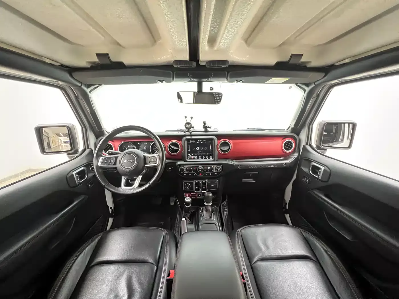 Jeep Wrangler 2019 2.0T Rubicon 4-Door China VI фото 18