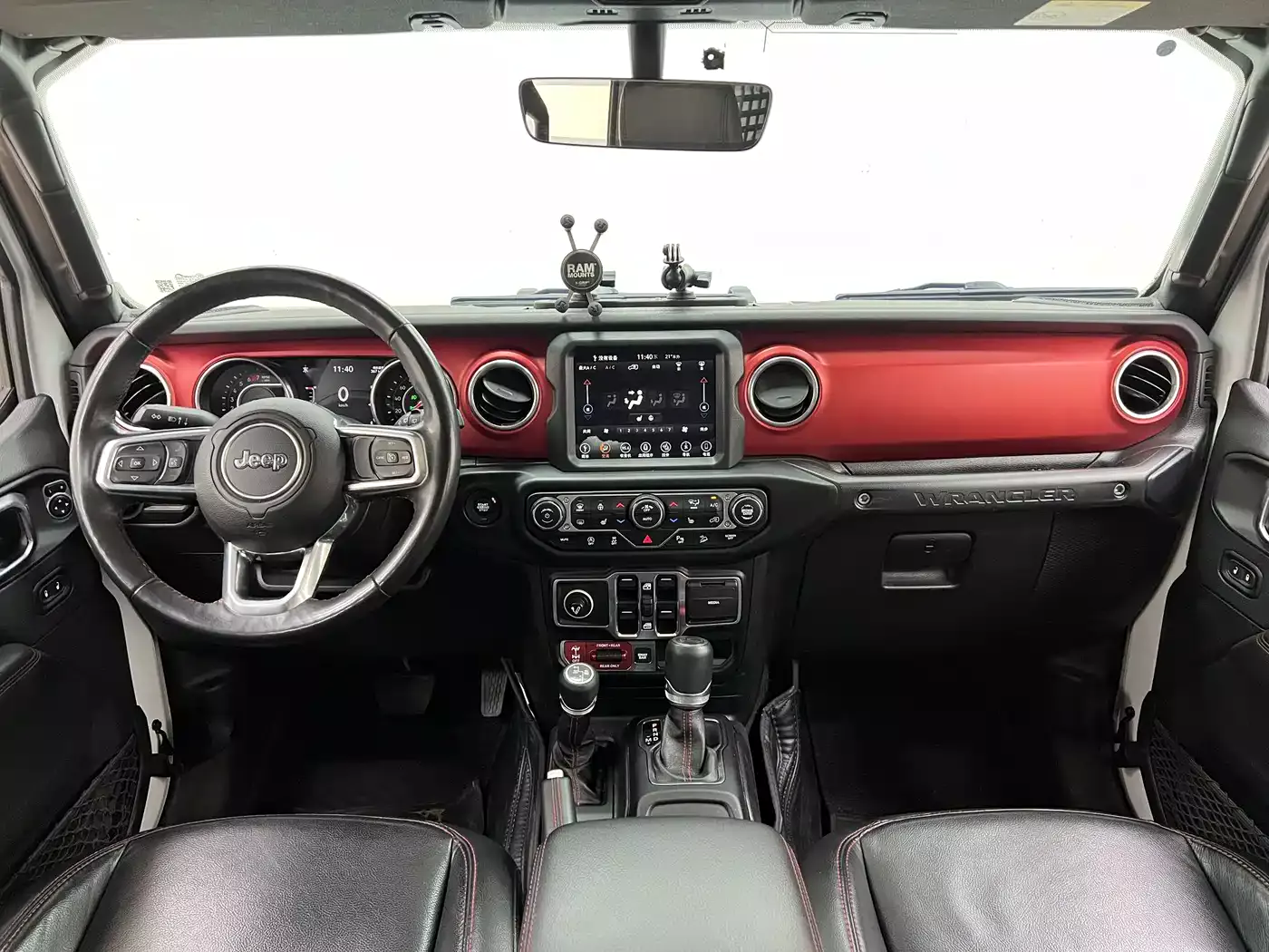 Jeep Wrangler 2019 2.0T Rubicon 4-Door China VI фото 19