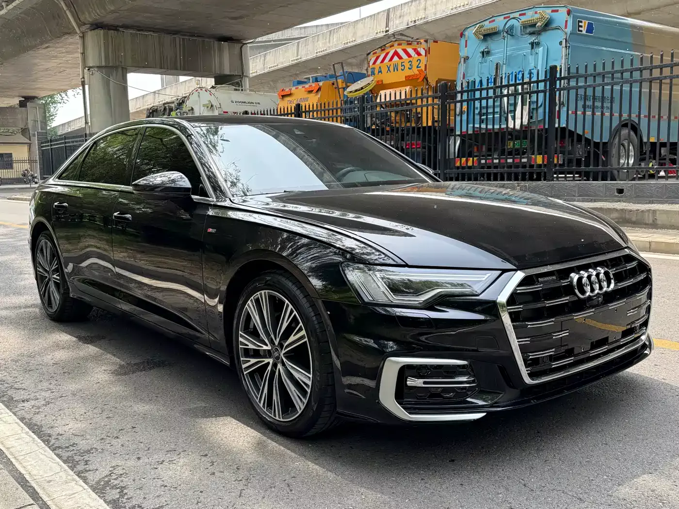 Audi A6L 2023 Facelift 45 TFSI quattro Exclusive Dynamic фото 3