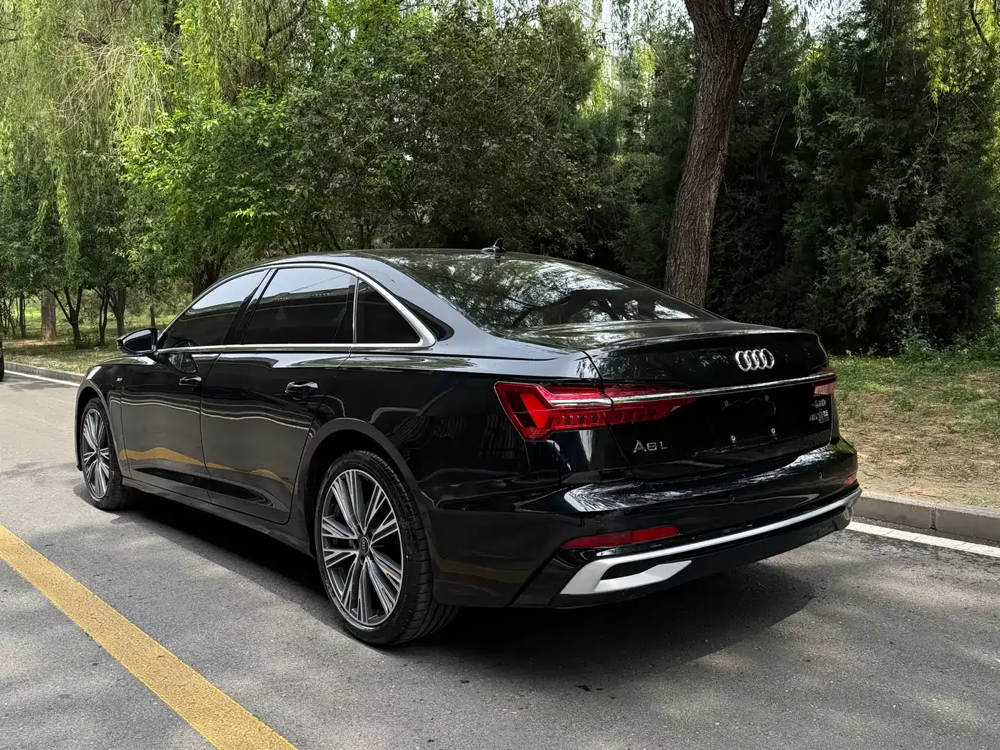 Audi A6L 2023 Facelift 45 TFSI quattro Exclusive Dynamic фото 6