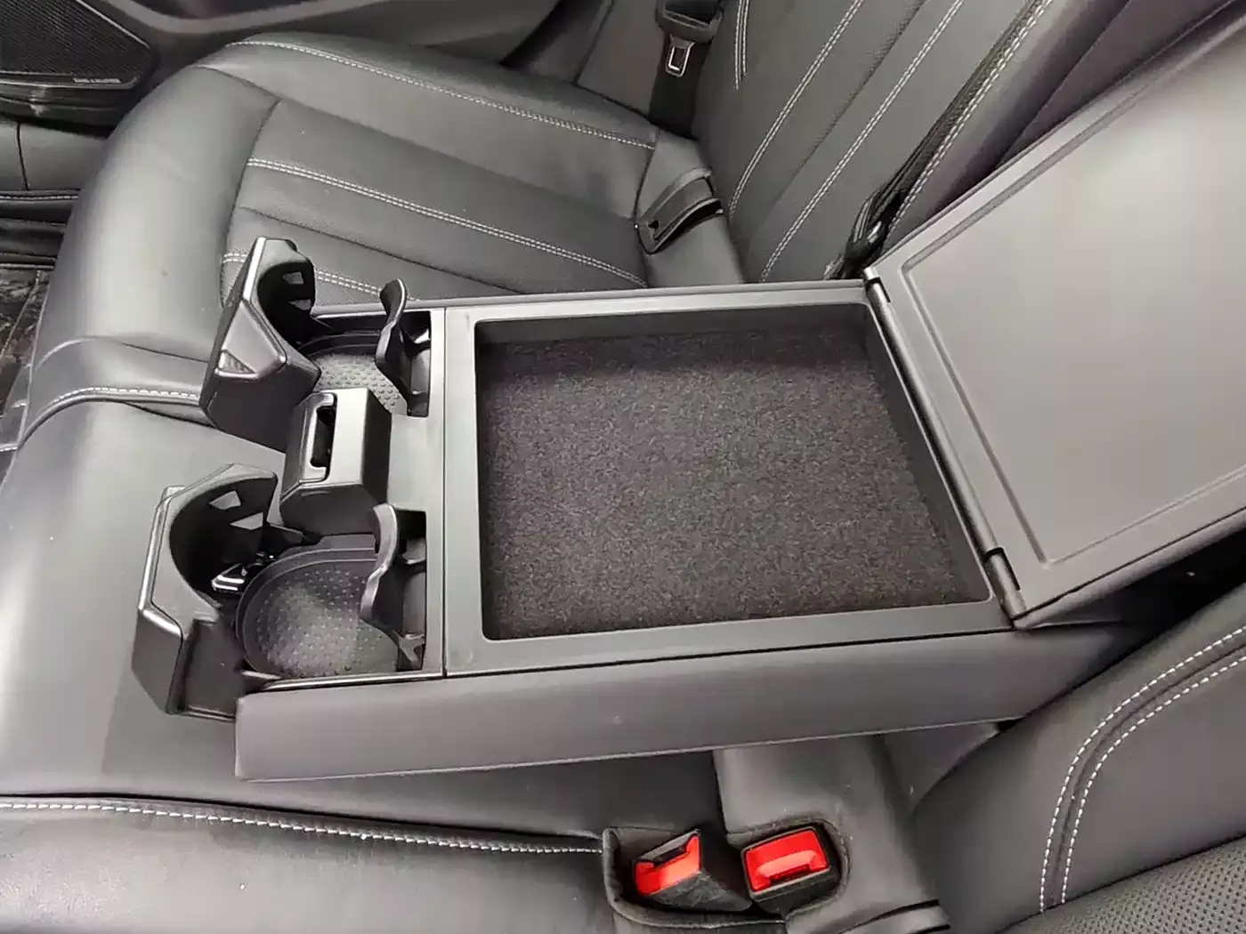 Audi A4L 2023 40 TFSI Luxury Sport фото 20