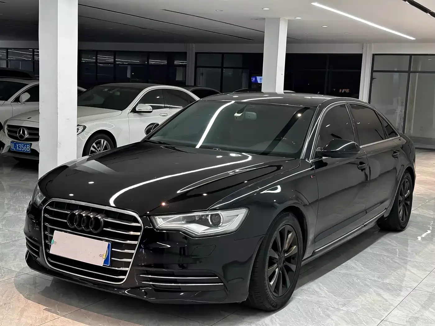 Audi A6L 2014 30 FSI Technology
